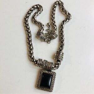 Silver tone Thick Rope Chain w/black Stone Pendant